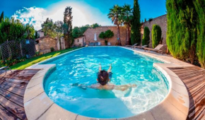 Maison dans propriété piscine 11X5m partagée, parc 3000 m2, parking, mer 3KM
